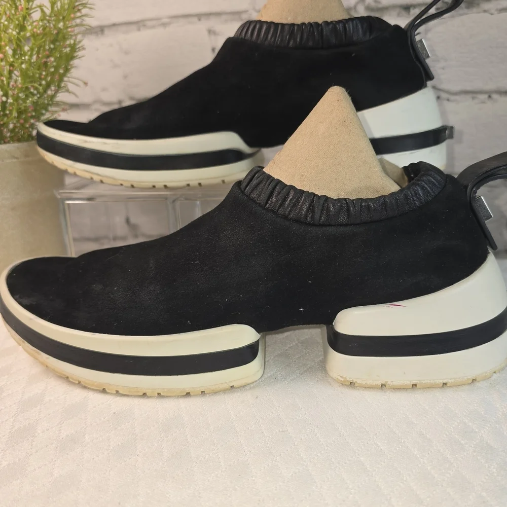 STUART WEITZMAN SLIP-ON BLACK SUEDE SOCK SNEAKER RUCHED ANKLE CHUNKY SOLE 7